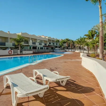 Obsidian Peridotita Casa vacanze *