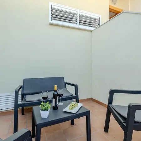 Obsidian Peridotita Casa vacanze *