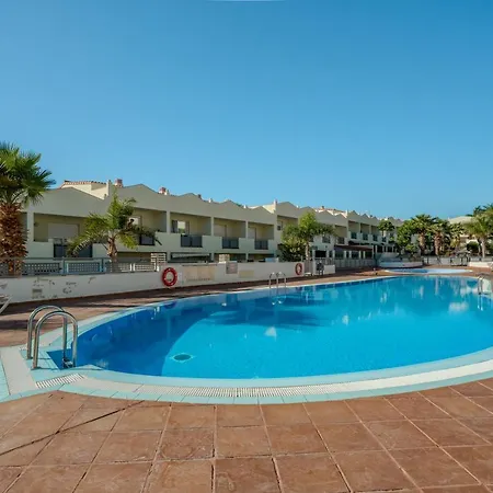 Obsidian Peridotita Casa vacanze *