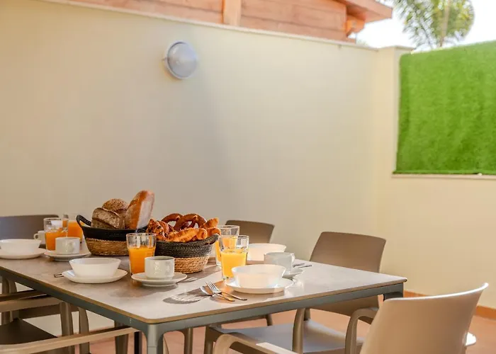 Obsidian Peridotita Nyaraló Costa Adeje (Tenerife)